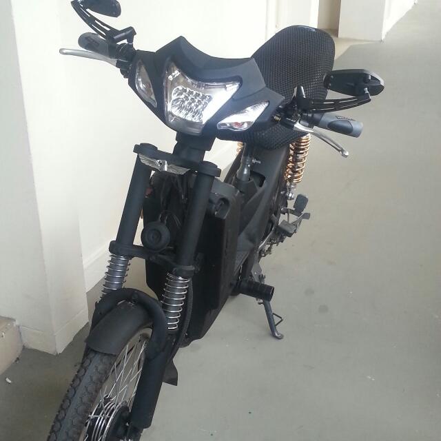 (Category: ) located in . Submitted by howgrad (Listing ID 14674962, Image 1). Description: .