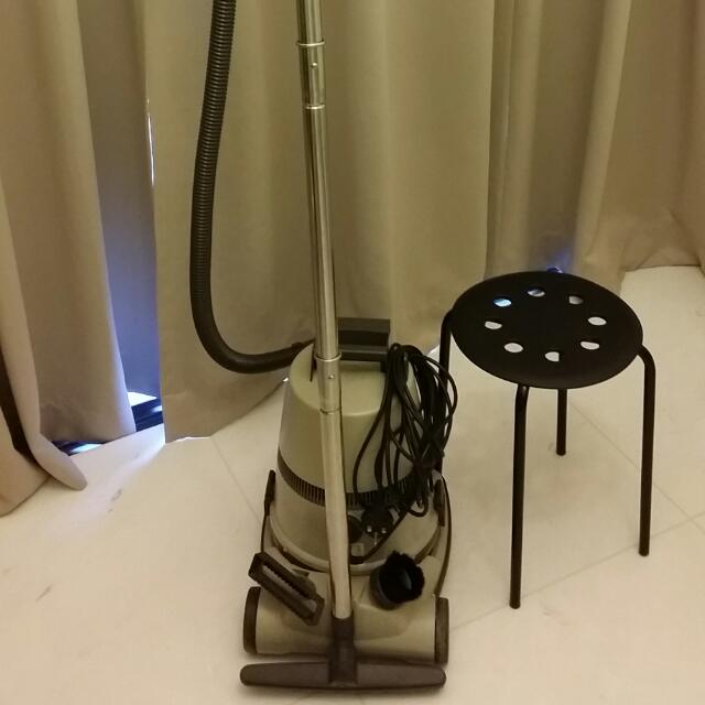 Delphin ProAir multipurpose vacuum cleaner (price nego), TV & Home