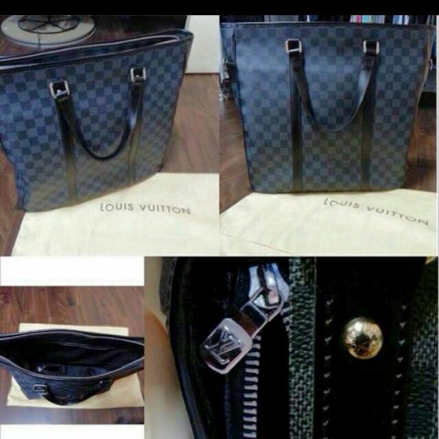 Louis Vuitton Damier Graphite Tadao MM Tote For Sale at 1stDibs