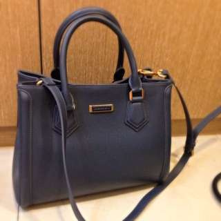 CHARLES&KEITH