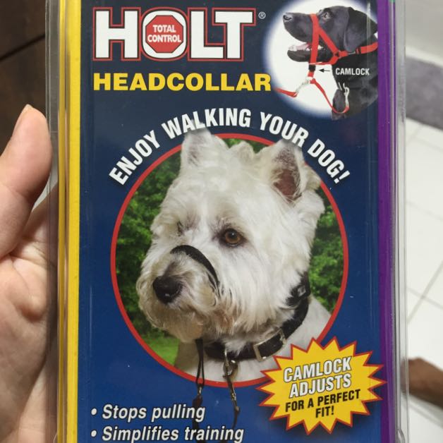 Holt walking collar top