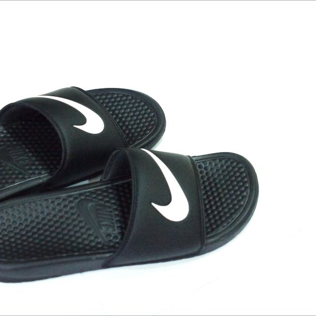 authentic nike slippers