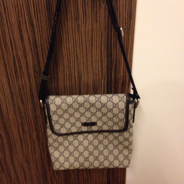 gucci slim bag