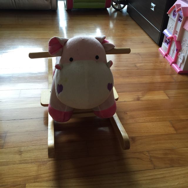 rocking pig toy