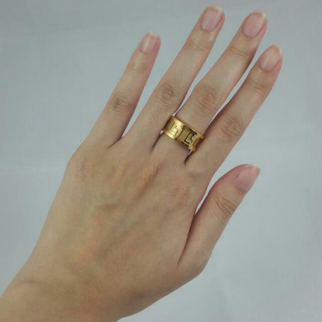 Bvlgari swatch top