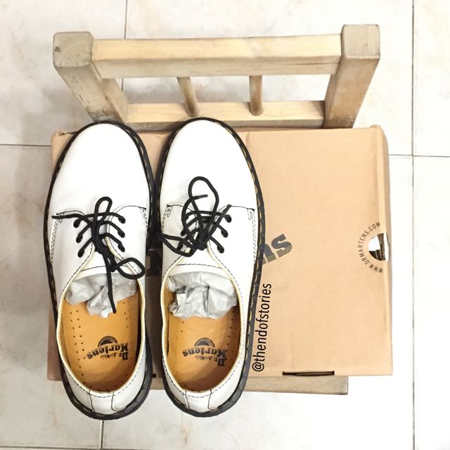 Dr Martens White Shoes / Low Cut Boots 