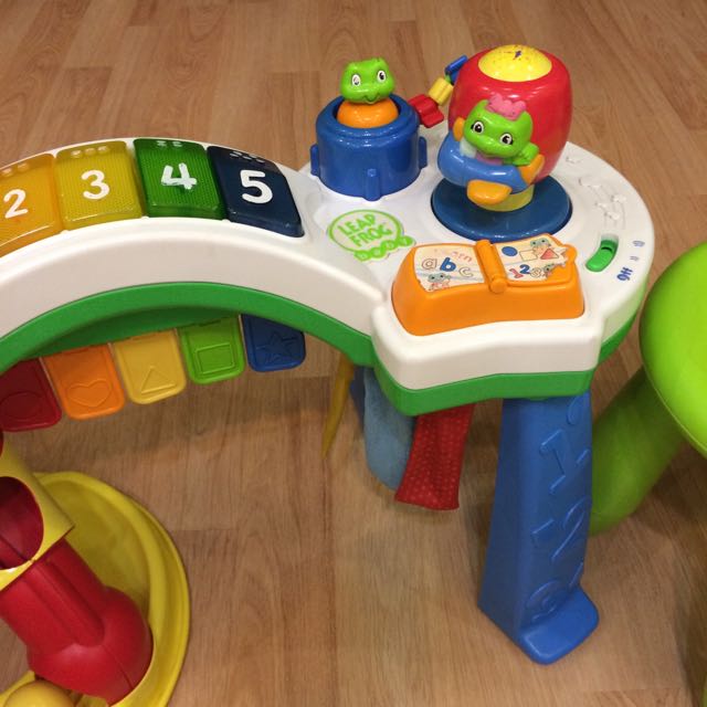 Leapfrog learn and groove activity shop station recall