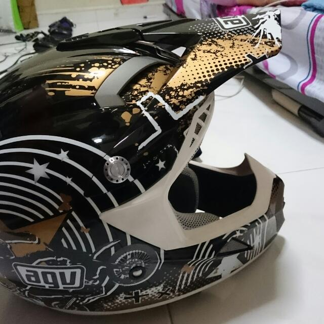 (Category: ) located in . Submitted by timtaufiq (Listing ID 15288956, Image 1). Description: .