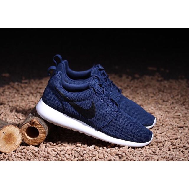 roshe run midnight navy