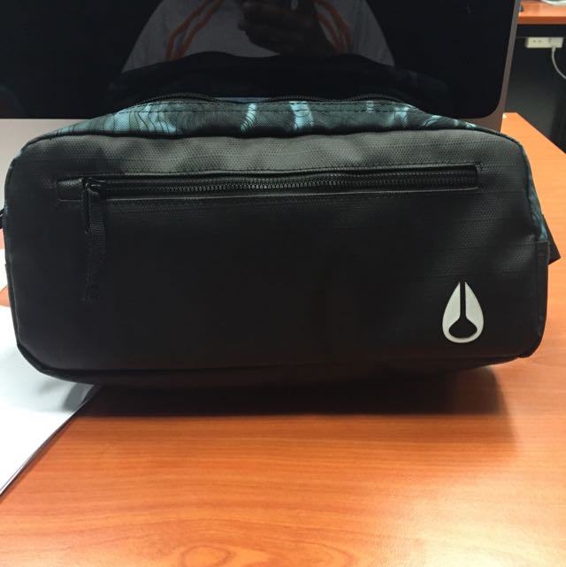 Waist hotsell bag nixon