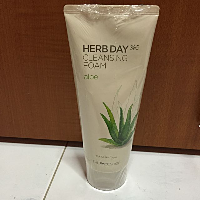 Reserved The Face Shop Aloe Vera Face Wash Health Beauty On Carousell