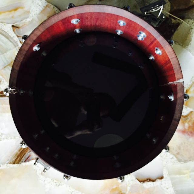 Cracked Brady Snare drum., Hobbies & Toys, Music & Media, Music