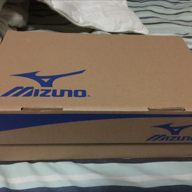 Brand New Mizuno Wave Sayonara 2 Running Shoes Size 8 Men s