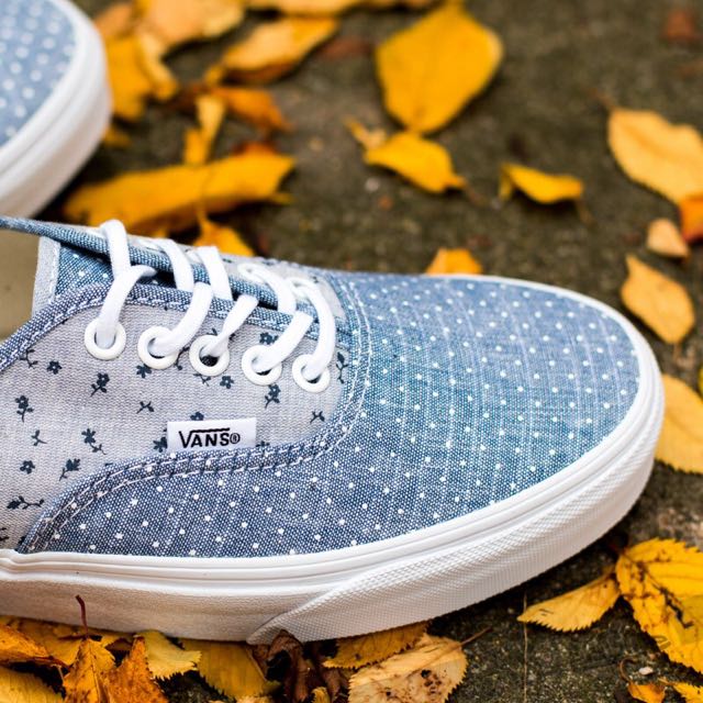 Vans outlet authentic chambray