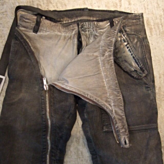 Rick Owens DRKSHDW Aircut waxed zipper jeans, size 30, Men's Fashion,  Bottoms, Jeans on Carousell