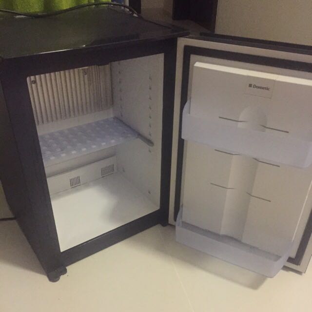 Hotel Minibar Fridge, TV & Home Appliances, Kitchen Appliances