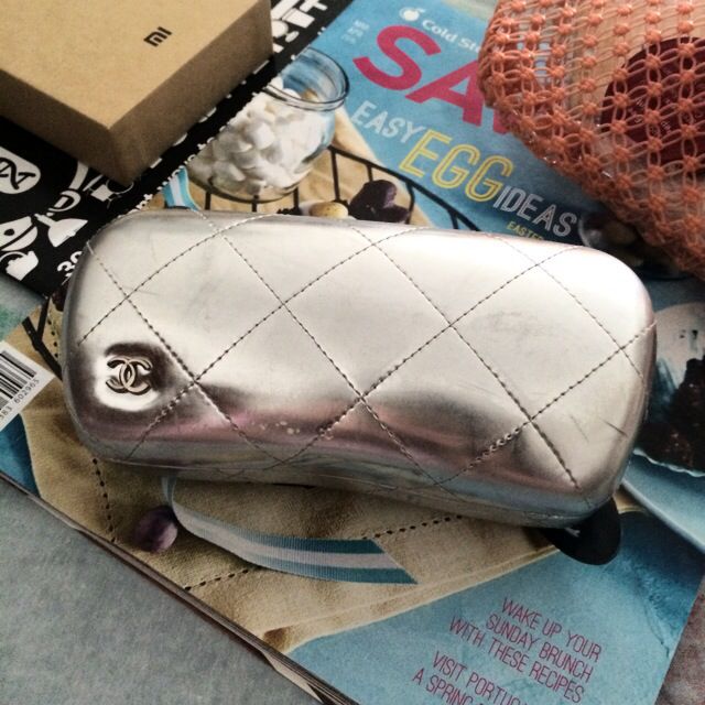 Used Chanel Silver Quilted Sunglasses Case, Women's Fashion, Watches &  Accessories, Sunglasses & Eyewear on Carousell