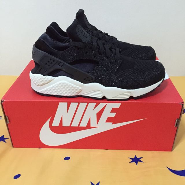 Nike Air Huarache Stingray Men s Fashion Footwear Sneakers on Carousell