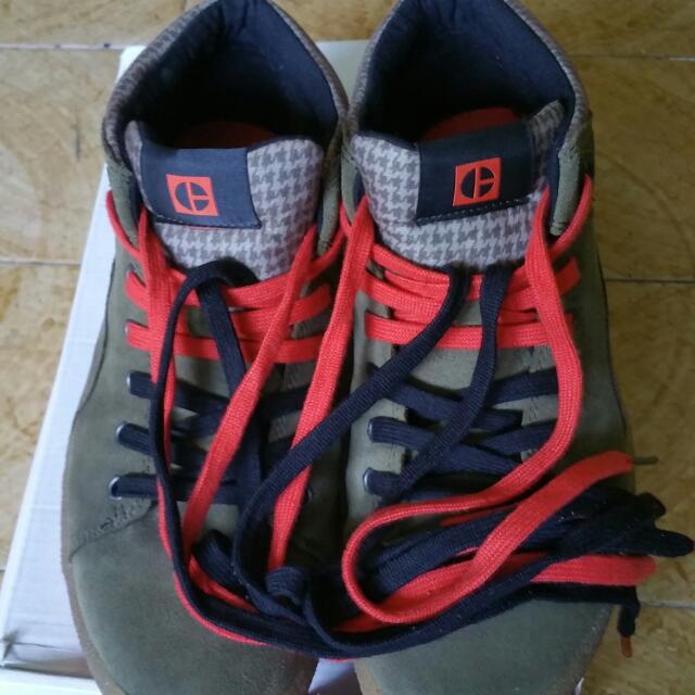 Brand Caterpillar Shoes Men s Fashion Footwear Casual shoes on Carousell