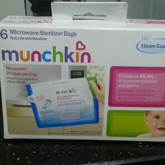 Munchkin Steam Guard Microwave Sterilizer