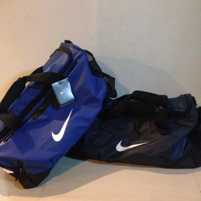 Nike Air Max Duffel Bag, Men's Fashion, Bags, Belt bags, Clutches and
