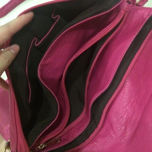 FootIn Hot Pink Messenger Bag, Women's Fashion, Bags & Wallets, Cross