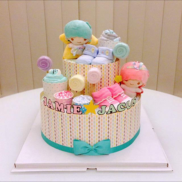 star diaper cake