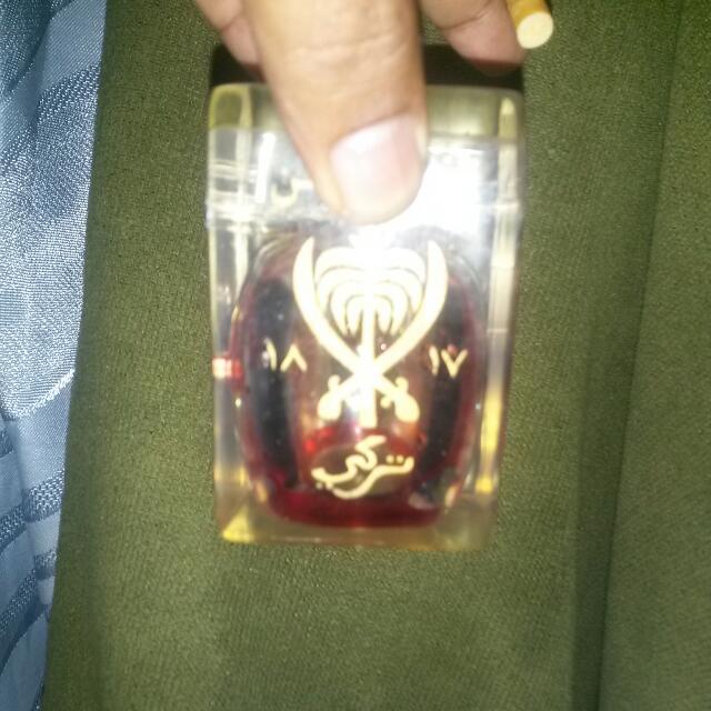 Minyak Apel Jin 9 Daun Asli Hobbies Toys Memorabilia Collectibles Religious Items On Carousell Minyak Apel Jin 9 Daun Asli Hobbies Toys Memorabilia Collectibles Religious Items On Carousell