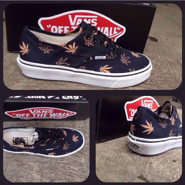 vans authentic motif vans authentic motif