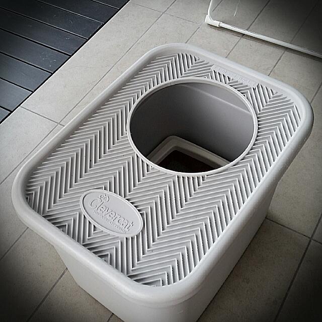 Clevercat Top Entry Litterbox Pet Supplies Homes Other Pet Accessories on Carousell