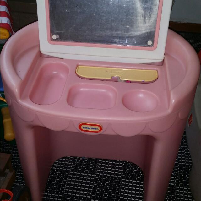 little tikes dressing table