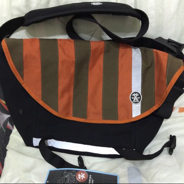 Crumpler Messenger Bag, Luxury, Bags & Wallets on Carousell