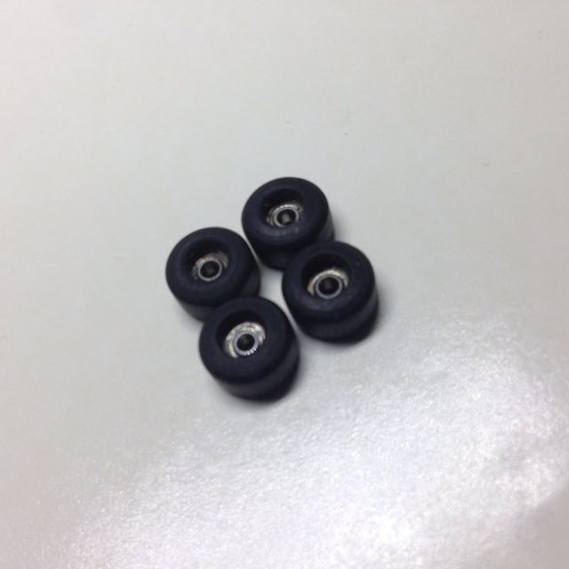 Fingerboard Oak Wheels, Hobbies & Toys, Toys & Games on Carousell