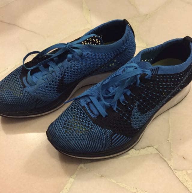 flyknit racer womens