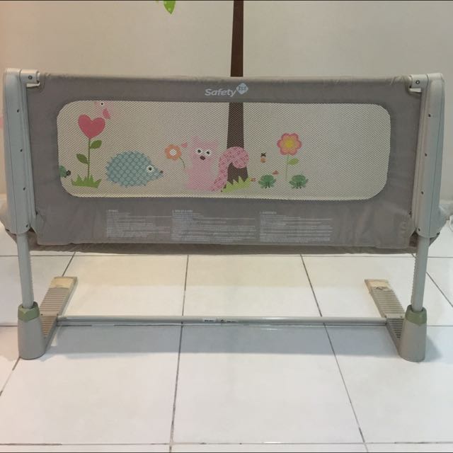 Safety 1st Bed Rail / Guard, Babies & Kids, Baby Nursery & Kids