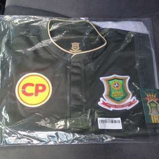 ((Instock))..size M Thai Army United Jersey 2015