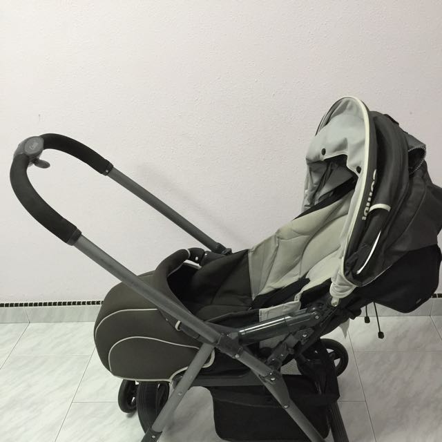 combi urban walker classic