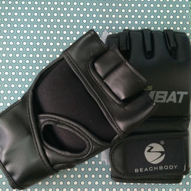 Les mills body combat gloves discount