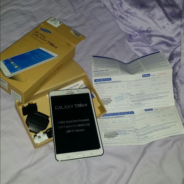 Reserved Selling Samsung Tab 4 7 8gb 4g Lte Able To Make Phone Call Electronics On Carousell