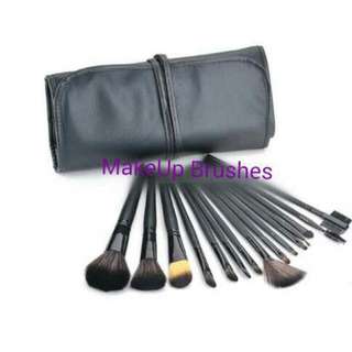 15 Piece Make Up Brushes