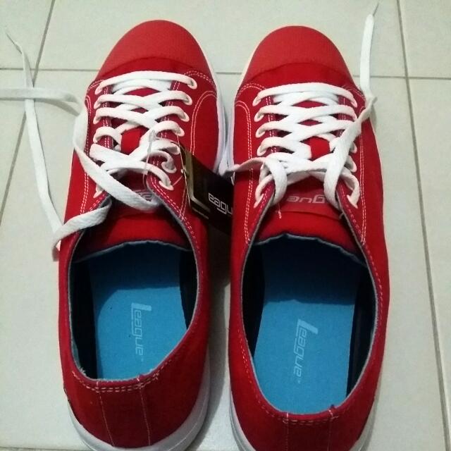 League Shoes, Men's Fashion, Footwear, Casual shoes on Carousell