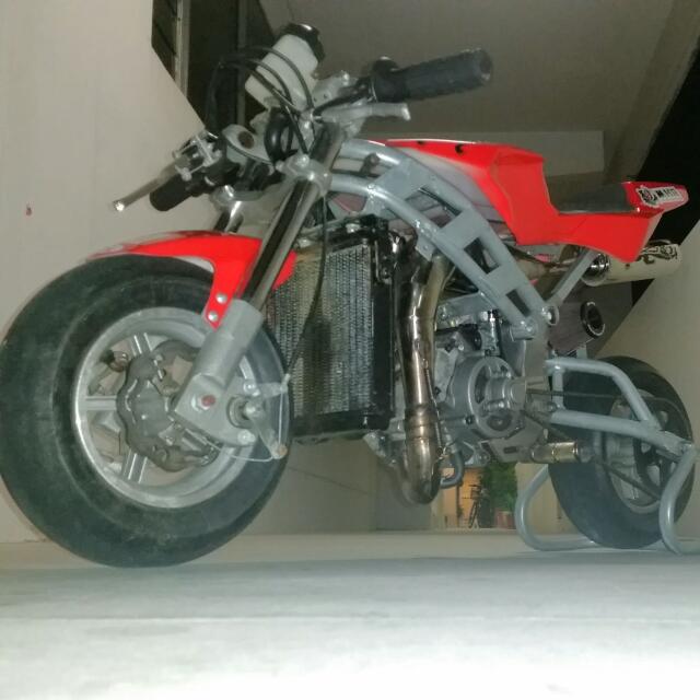 Water cooled outlet pocket bike