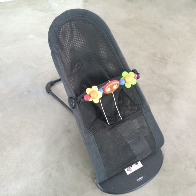 baby bjorn bouncer attachment