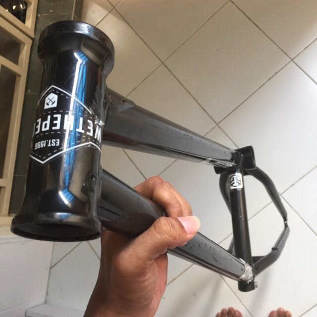 Wethepeople sales clash frame