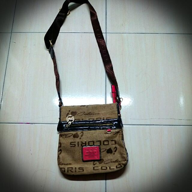 coloris sling bag
