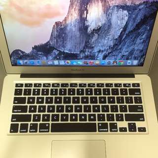 $800! MacBook Air macbook air 13 Inch 2014 128G