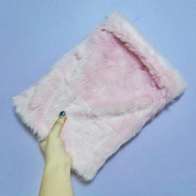 pink fluffy laptop case