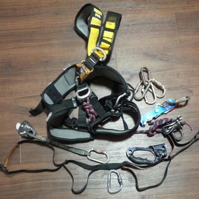 Petzl Navaho Bod Croll Full Body Harness, Sports Equipment, Exercise
