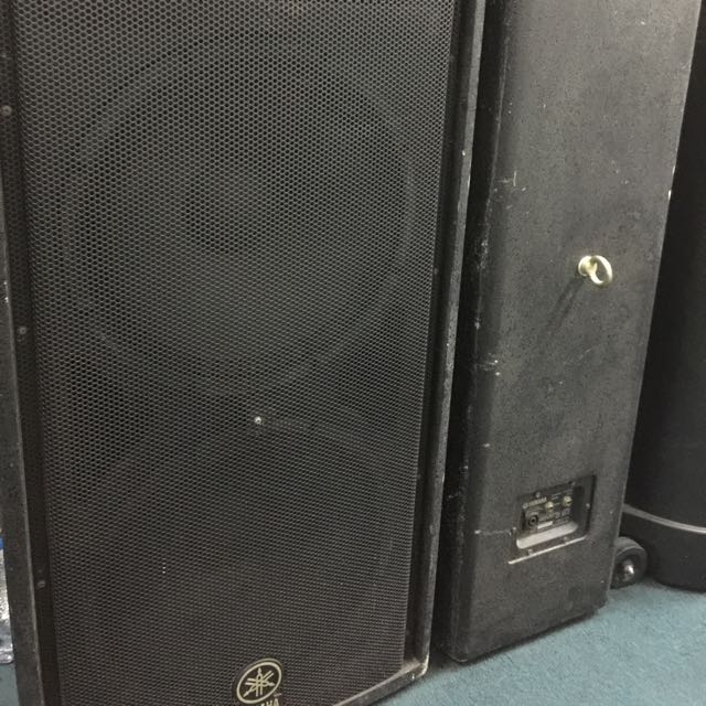 Yamaha R215 Speakers Used, Audio