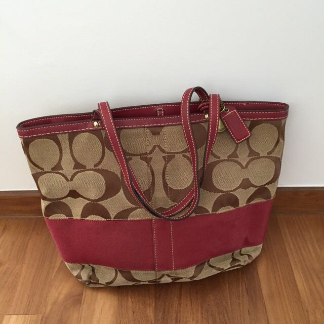 Coach signature sales reversible tote